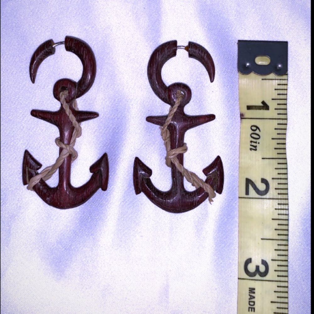 Earrings wooden anchor